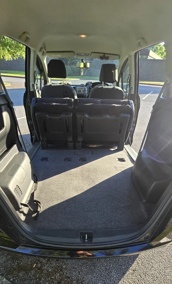Honda Freed 2009 - Image 2