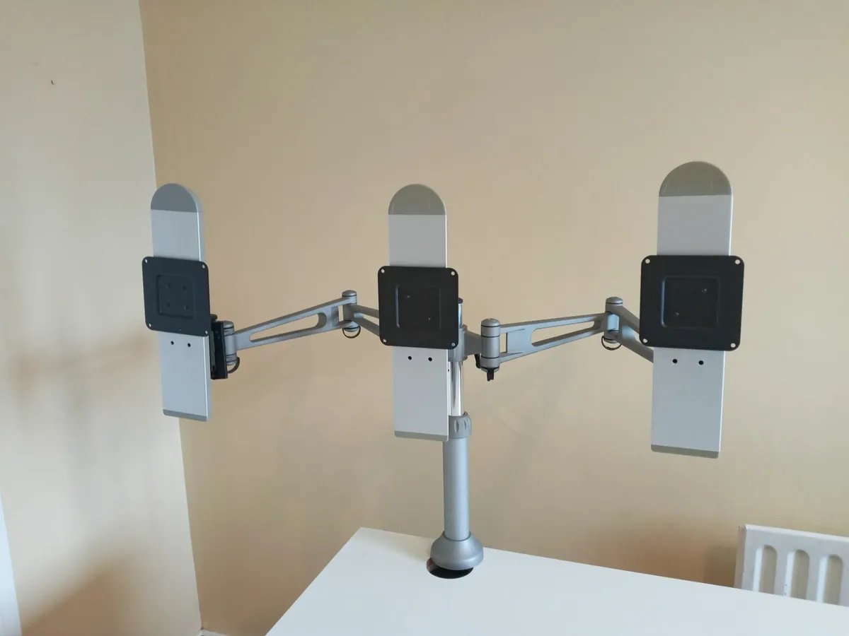 Delivery - Humanscale Triple Monitor Arm - Image 1