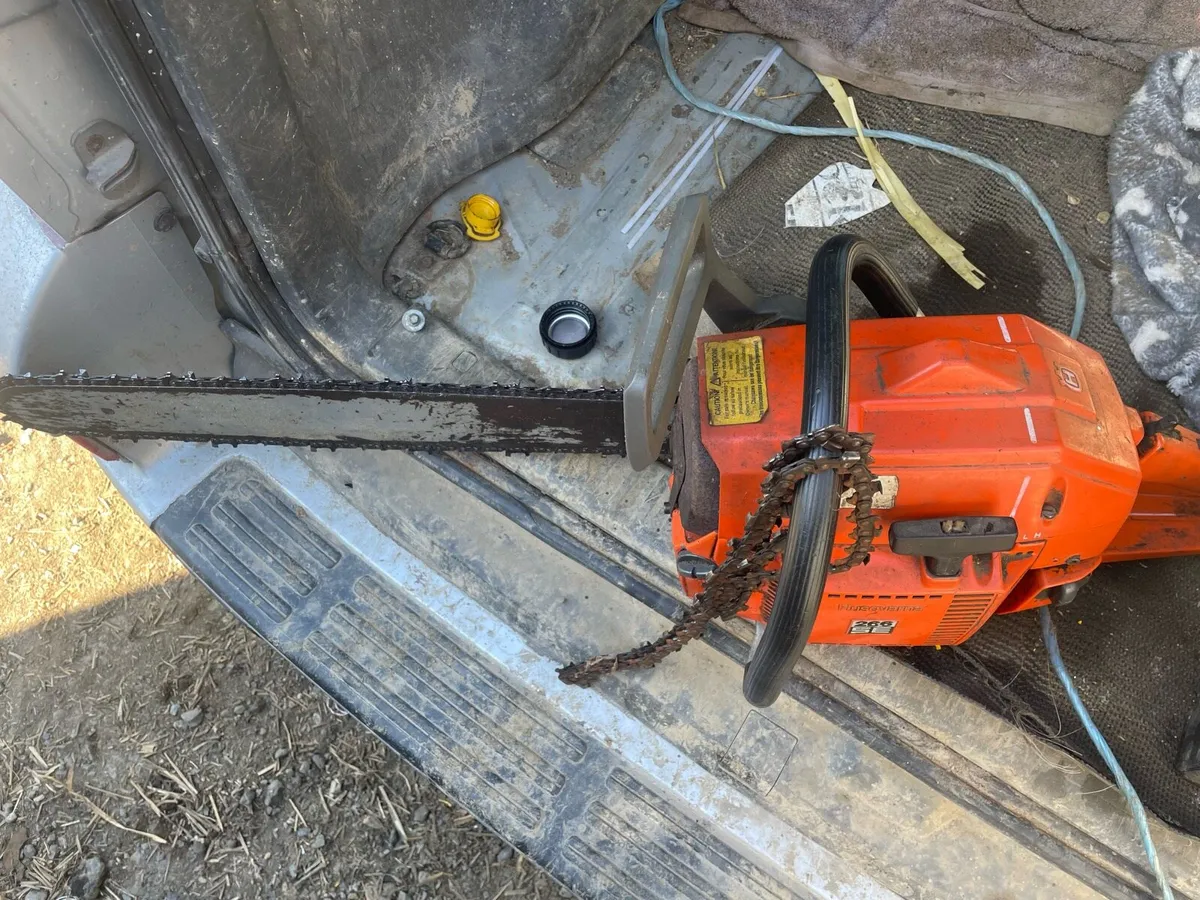 Husqvarna Chainsaw - Image 3