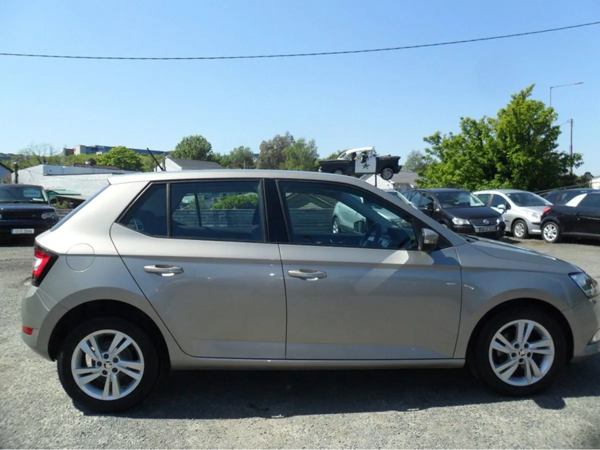 Skoda Fabia Ambition 1.0 MPI Very Low Mileage... - Image 2