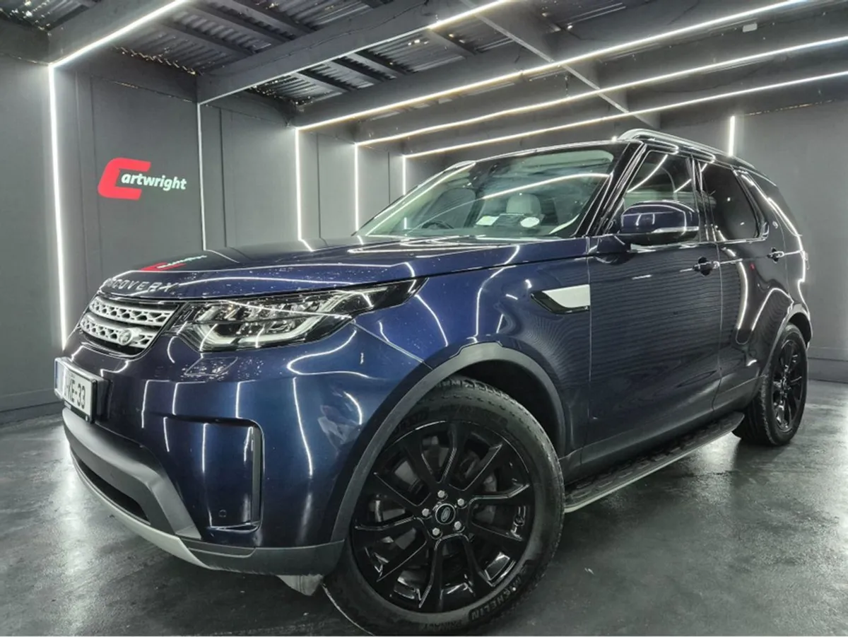 Land Rover Discovery HSE 7 Seater - Image 1
