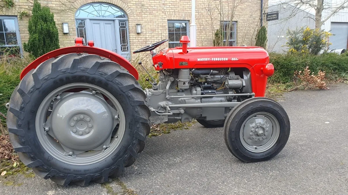 Massey Ferguson 35x - Image 2