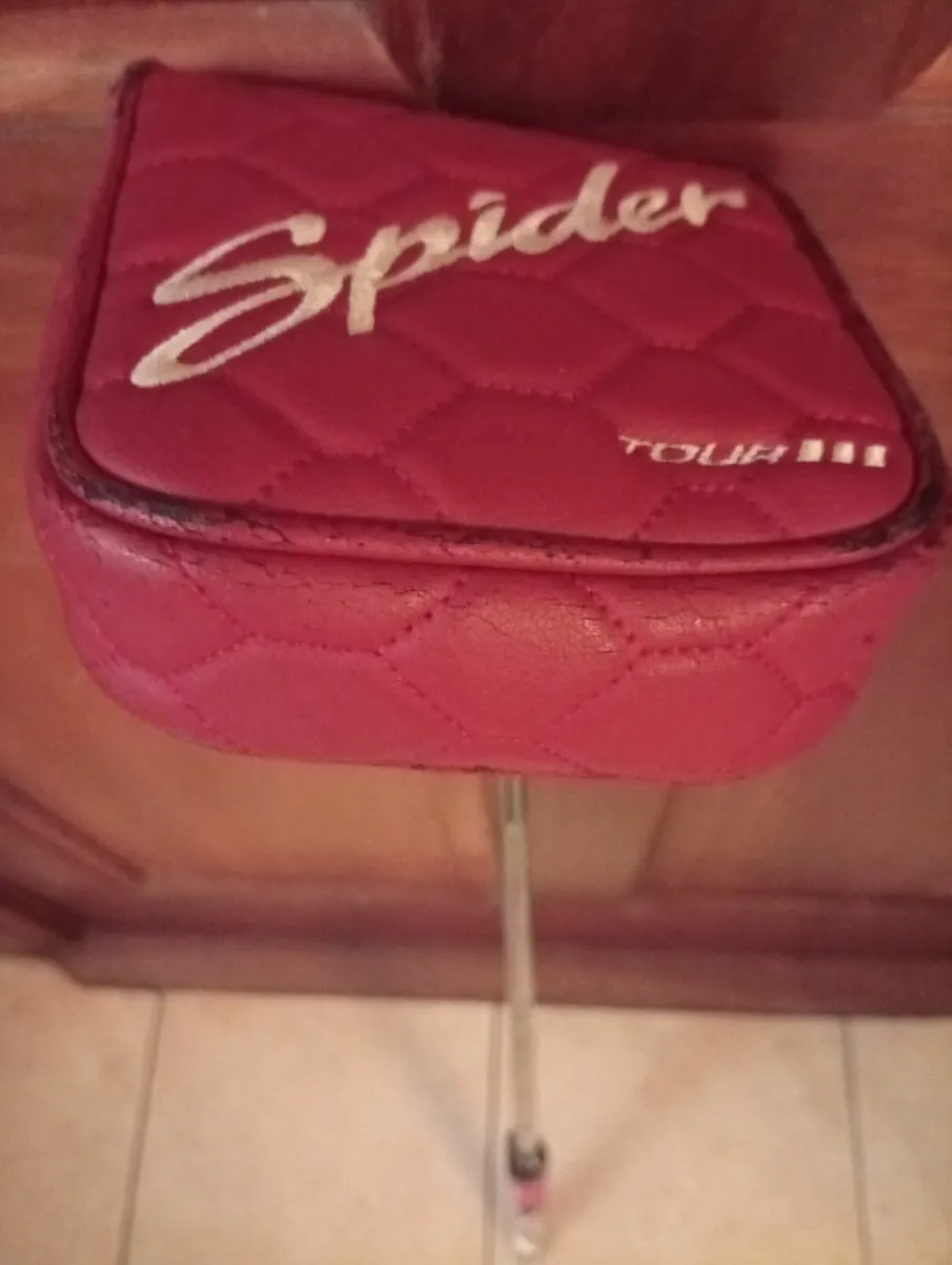 TaylorMade Spider GT 35 Inch Putter Immaculate - Image 1