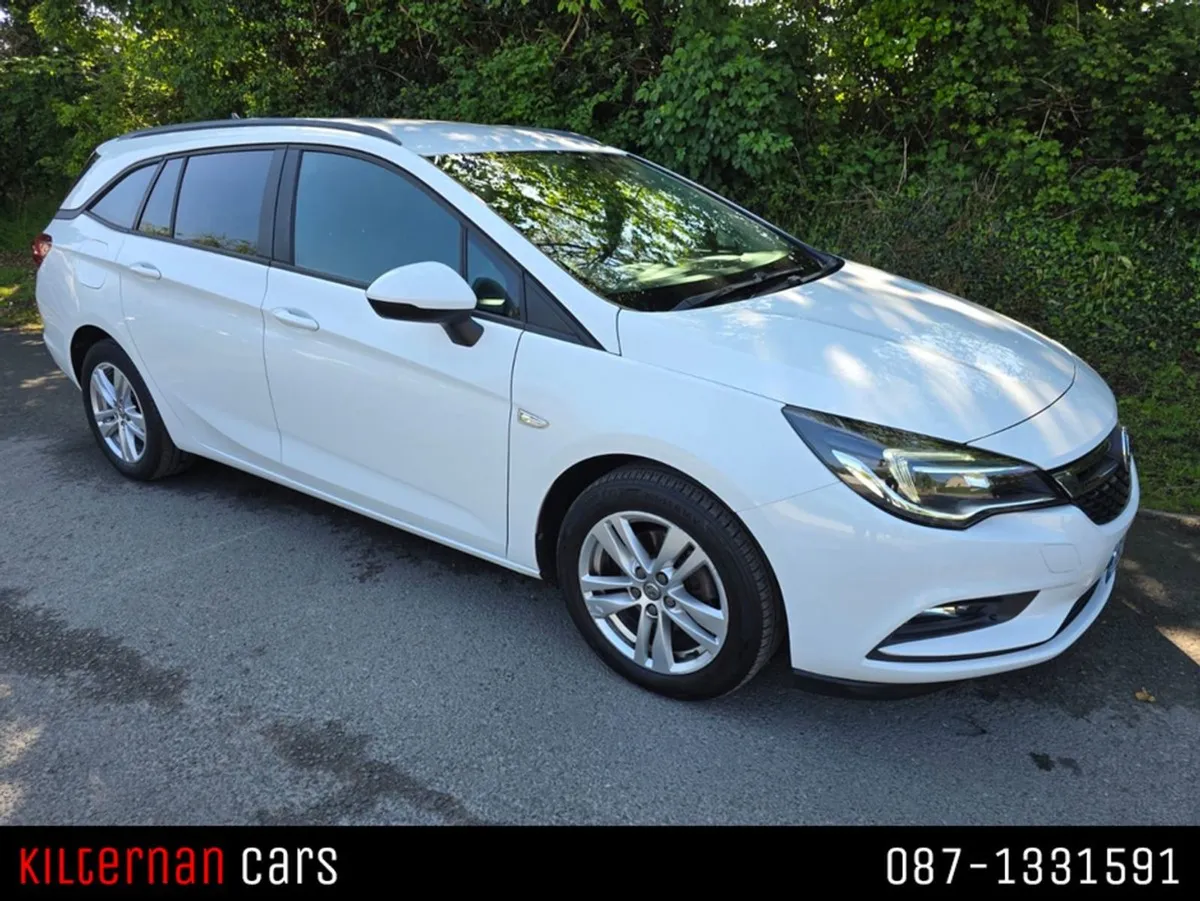 Vauxhall Astra 1.6 Cdti Design 110PS 5DR - Image 2