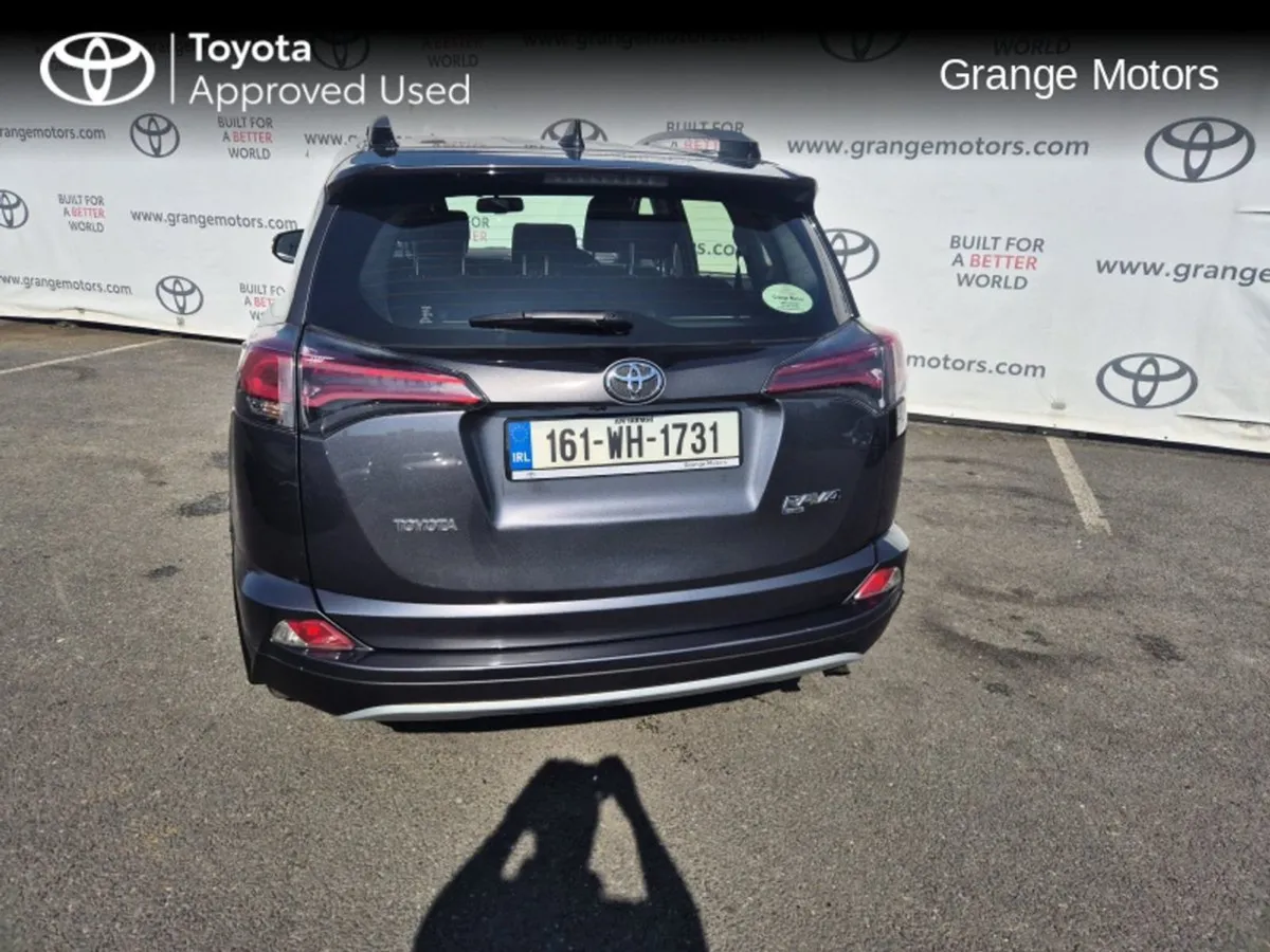 Toyota Rav4 2.0ltr D-4d Luna 5DR - Image 4