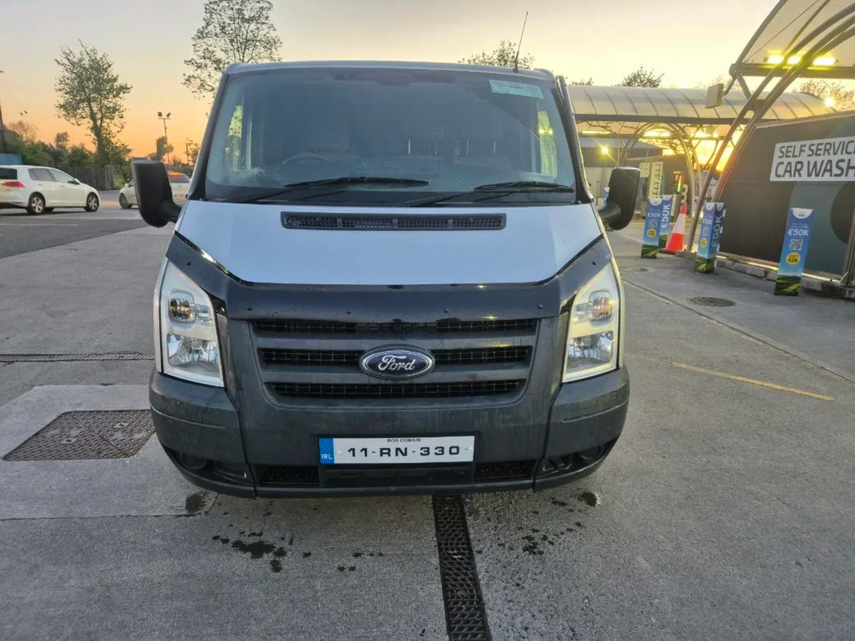 Ford Transit - Image 2