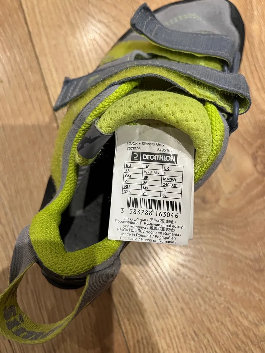 Climbing shoes size 5 - Image 2
