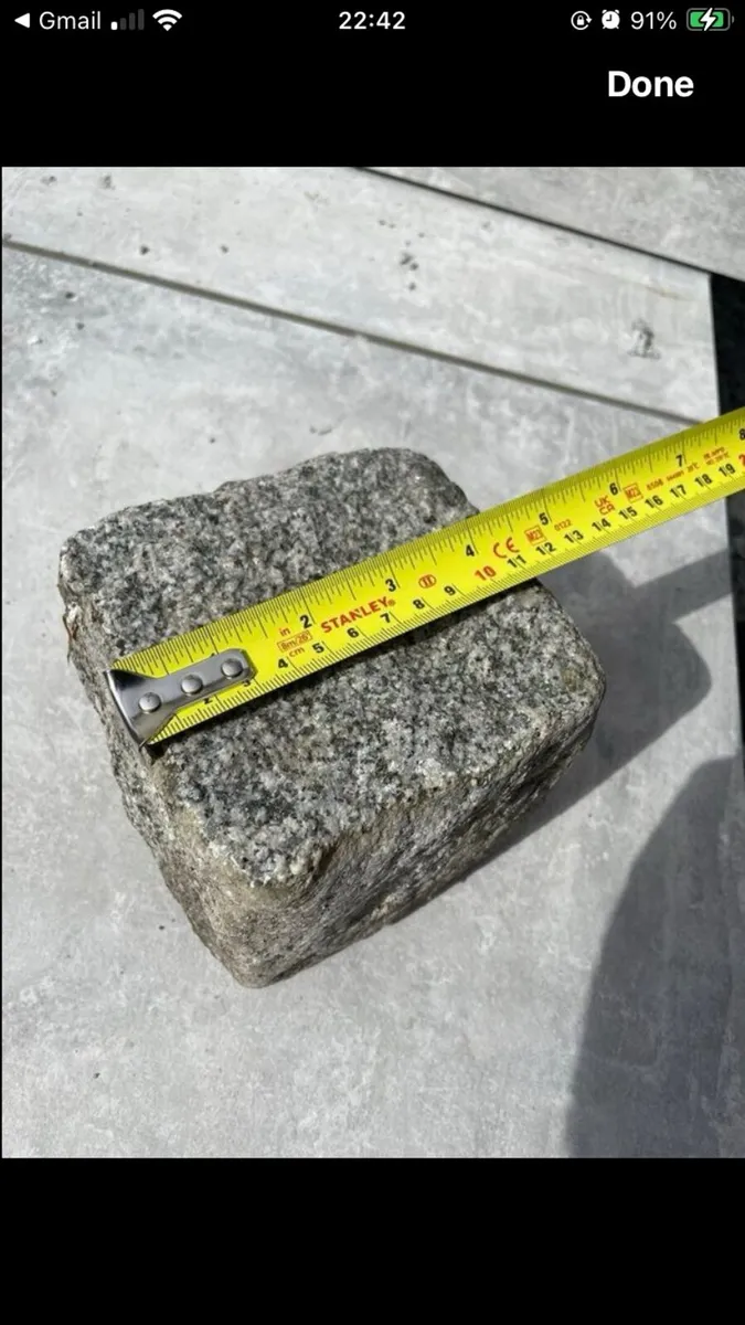 Reclaimed granite cubes free to takeaway - Image 4