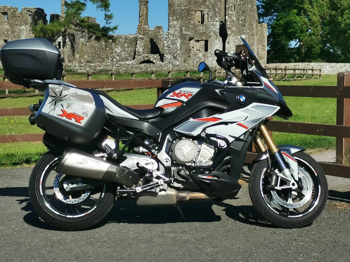 BMW S 1000 XR 2016 - Image 1