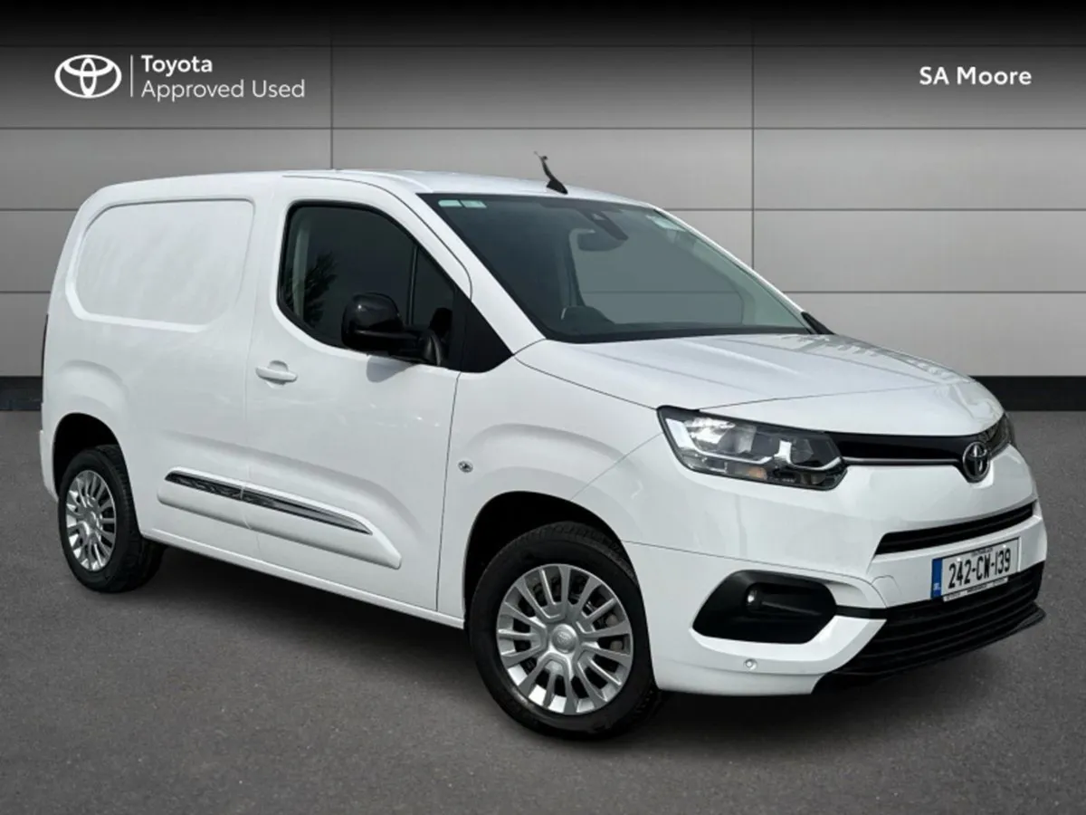 Toyota Proace 1.5 GX SWB 1000KG - Image 1