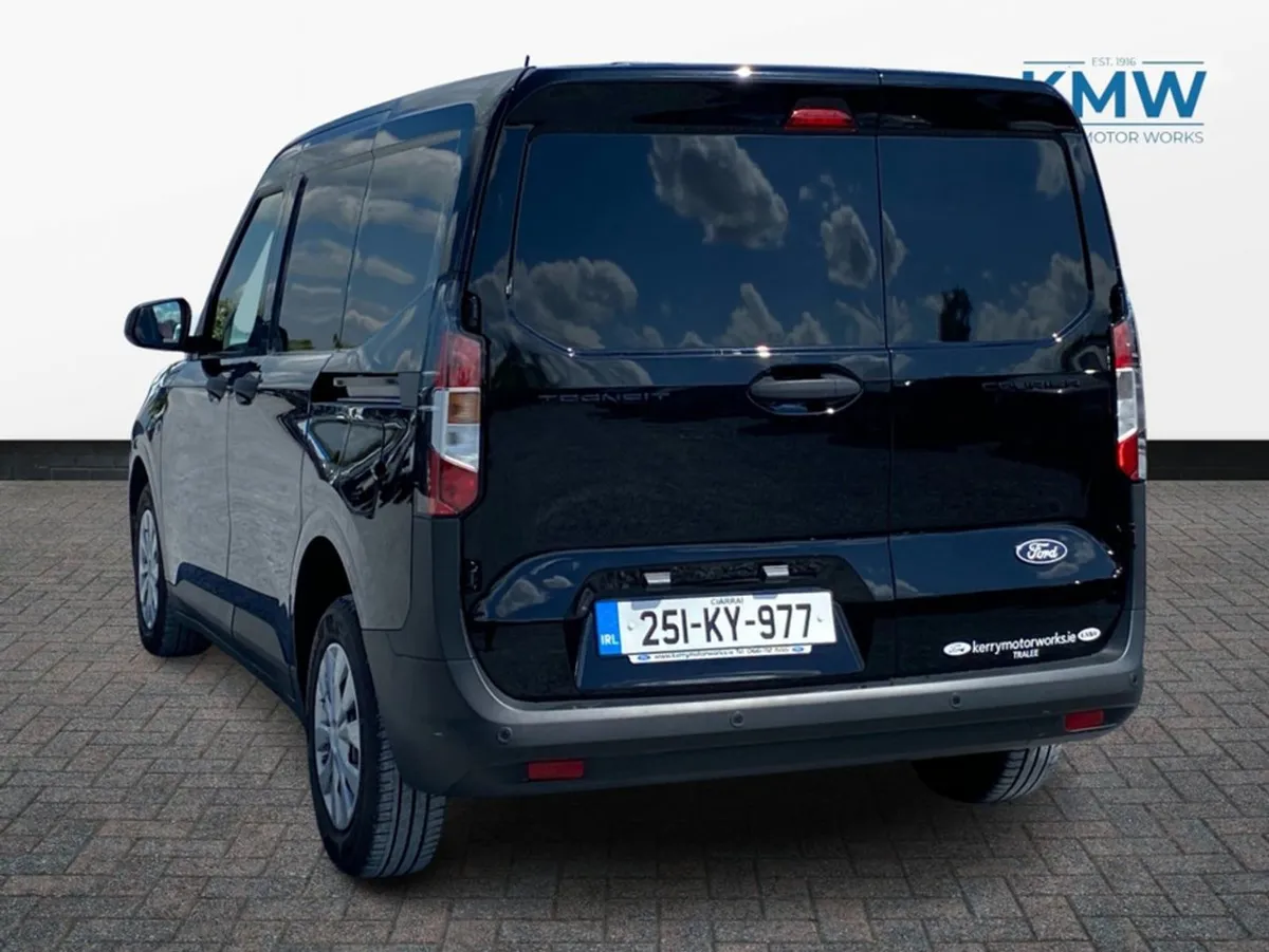 Ford Courier Trend 1.5 TDCI 100BHP - Image 4