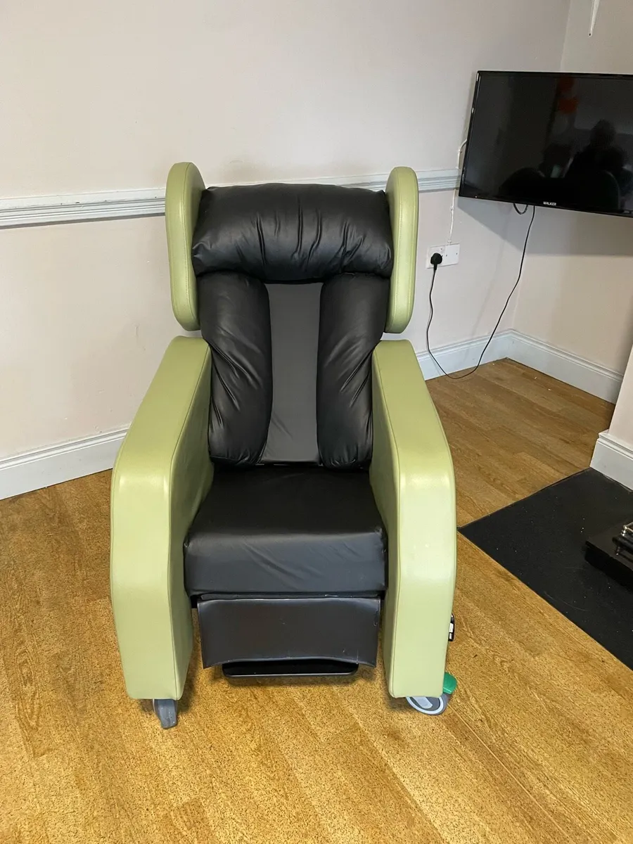 Medical Monaco Chair - Image 2