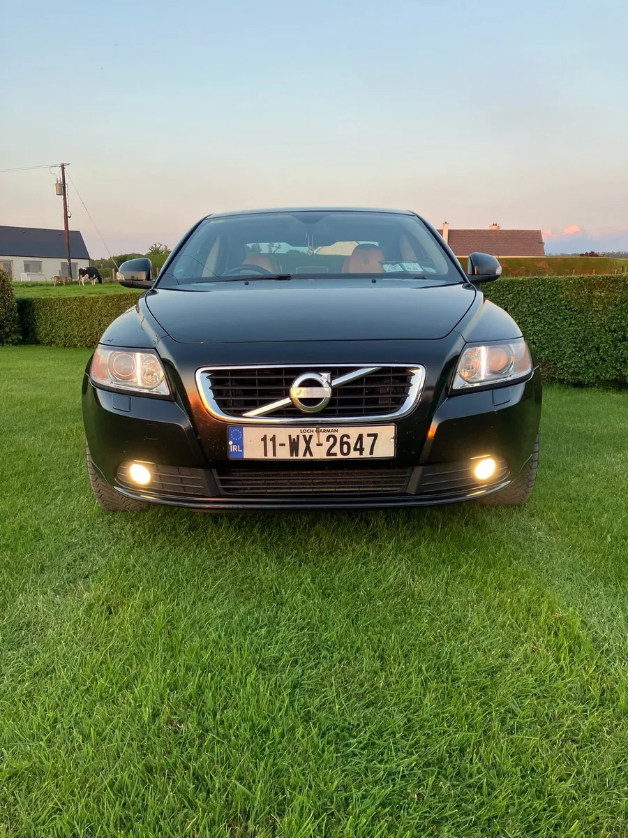 Volvo S40 D3 2.0d SE 6speed 150bhp - Image 1