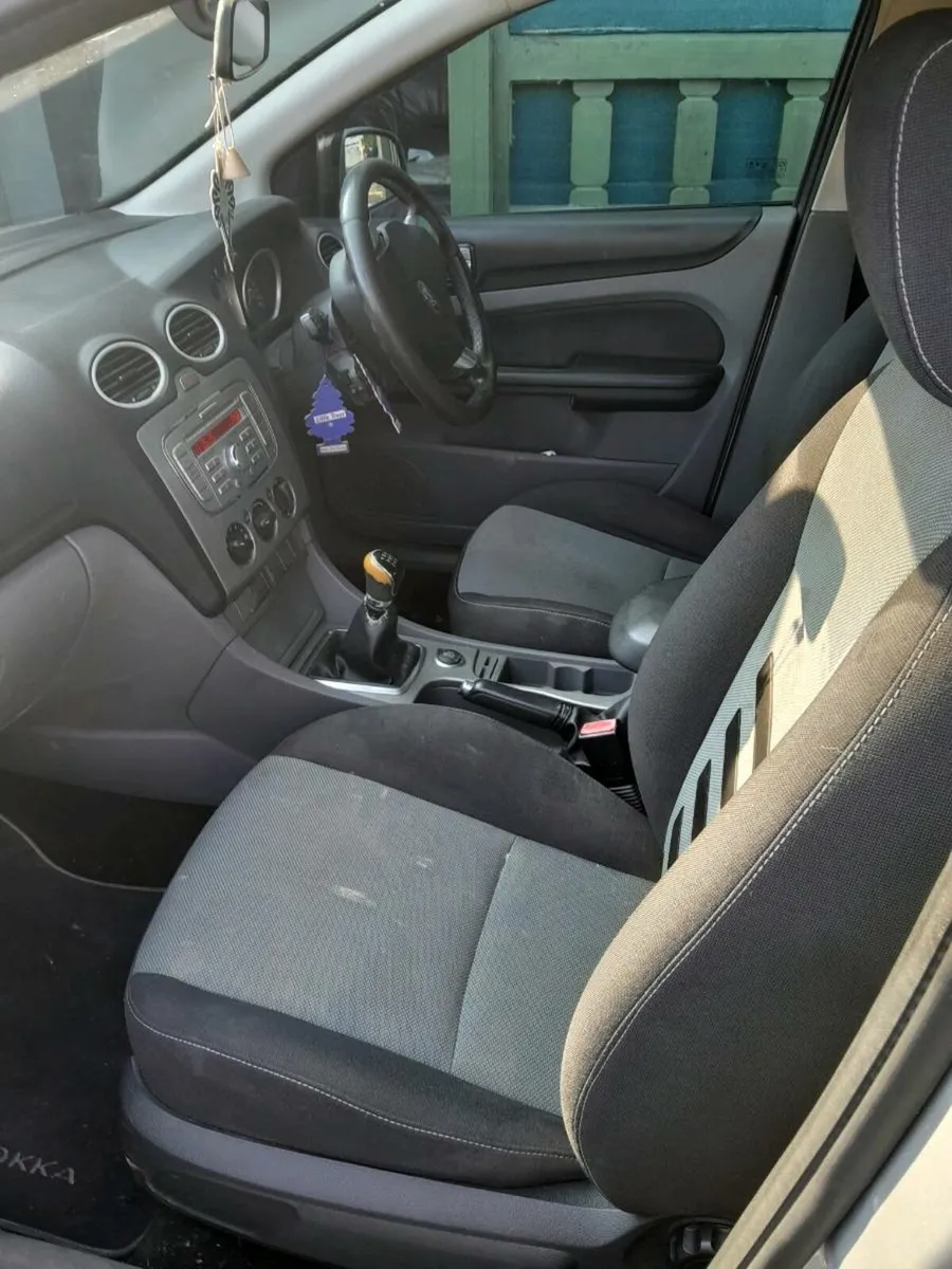 Ford focus 2009 - Image 3