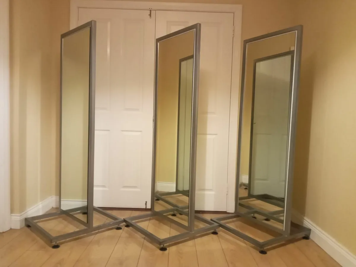 Delivery - 3 x Retail Mirrors Double Sided - Image 4