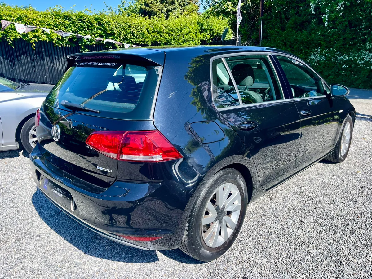 132 Volkswagen Golf 1.6 Bluemotion - Image 3