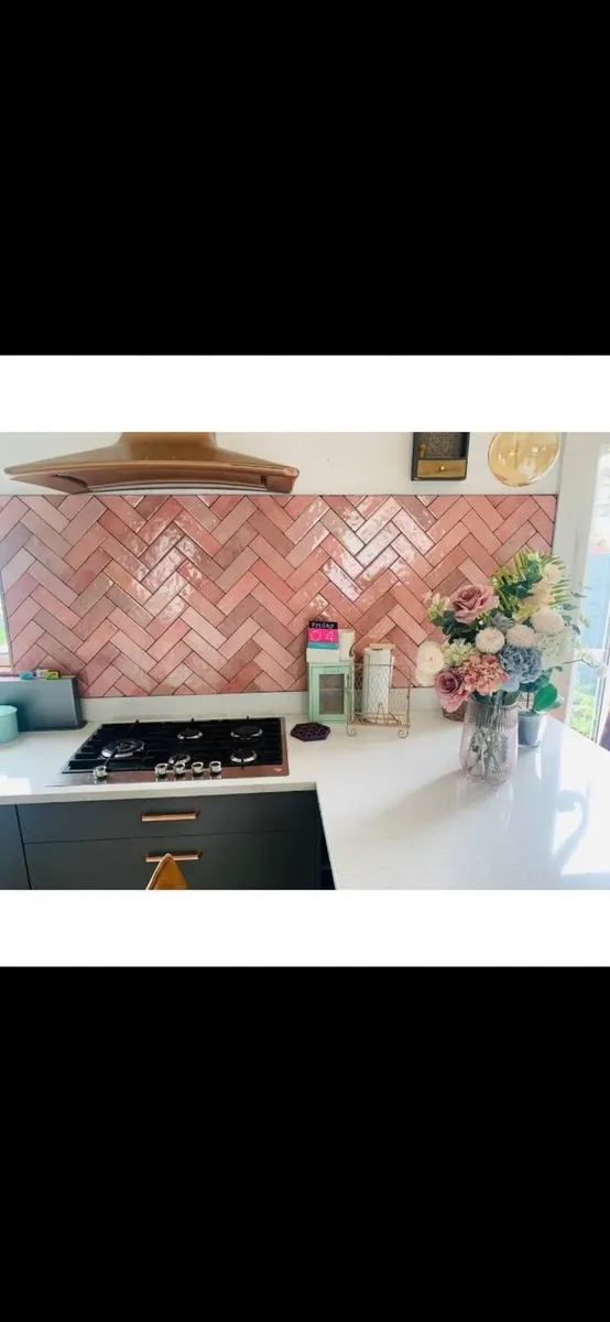 3.5m2 Artisan Rose Mallow Tile - Image 1