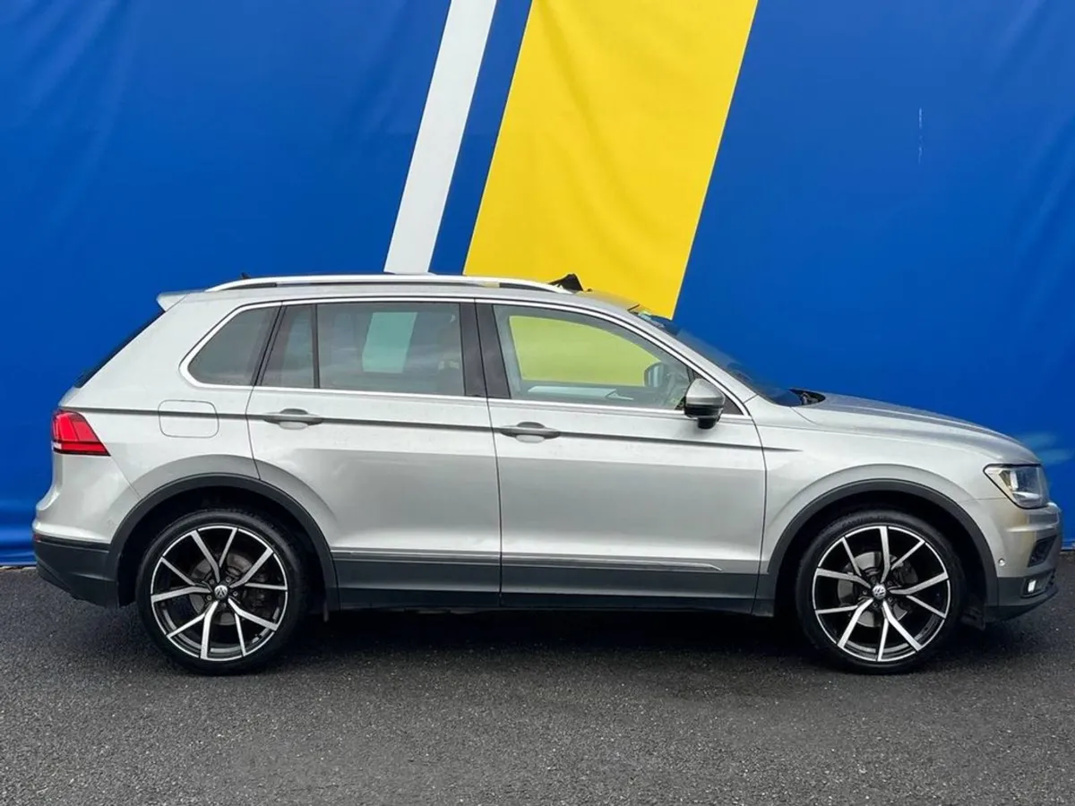 Volkswagen Tiguan Comfortline 2.0 TDI // Opening - Image 4