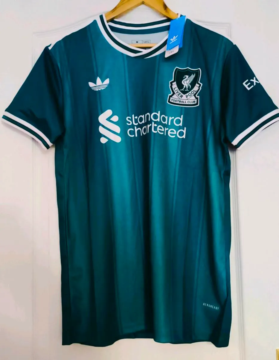 Liverpool away jerseys season 25/26 - Image 1