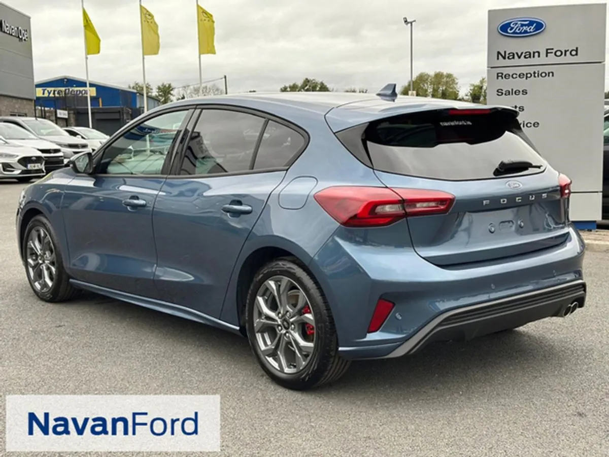 Ford Focus St-line 1.0 Mild-hybrid 125Ps - Image 4
