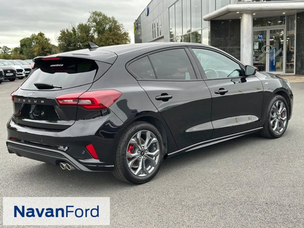 Ford Focus St-line 1.0 Mild-hybrid 125Ps - Image 4