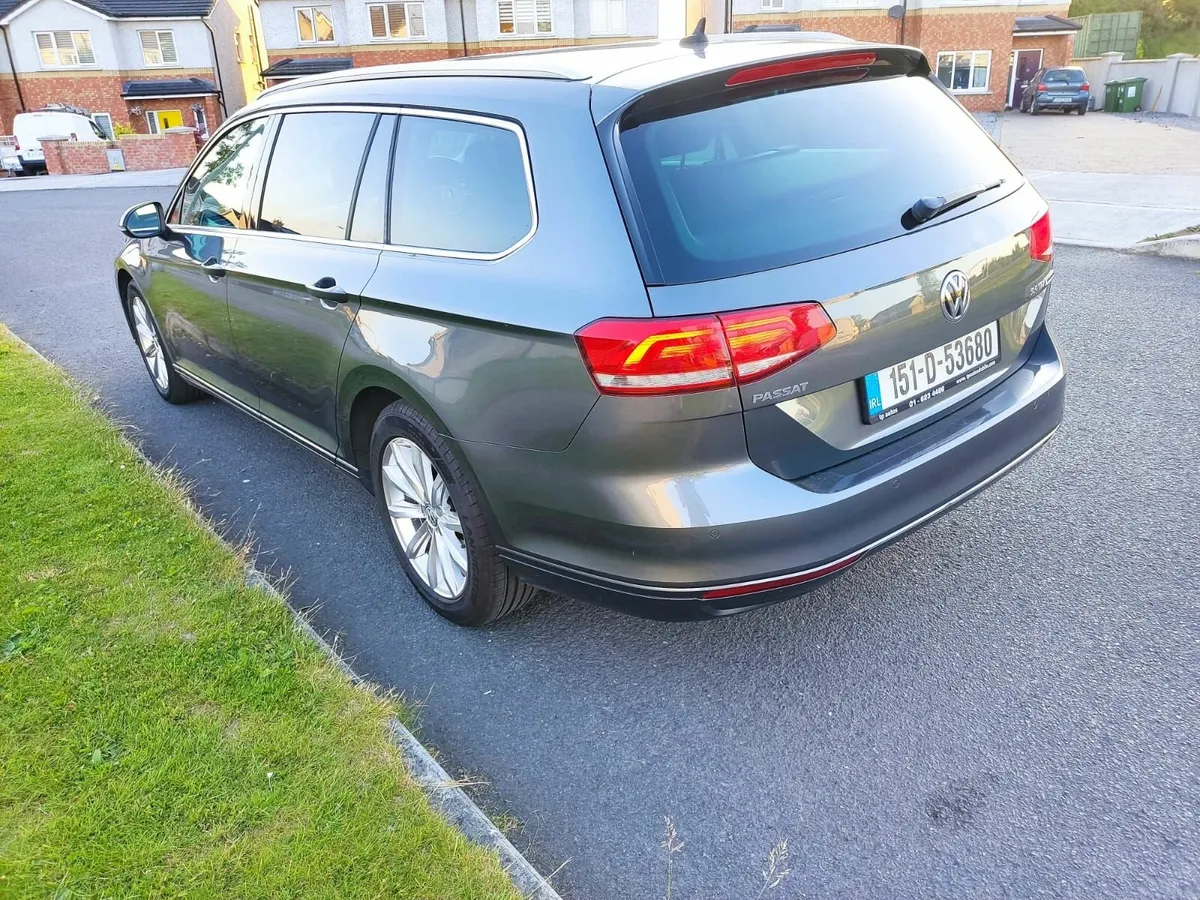 Volkswagen Passat 2015 - Image 4