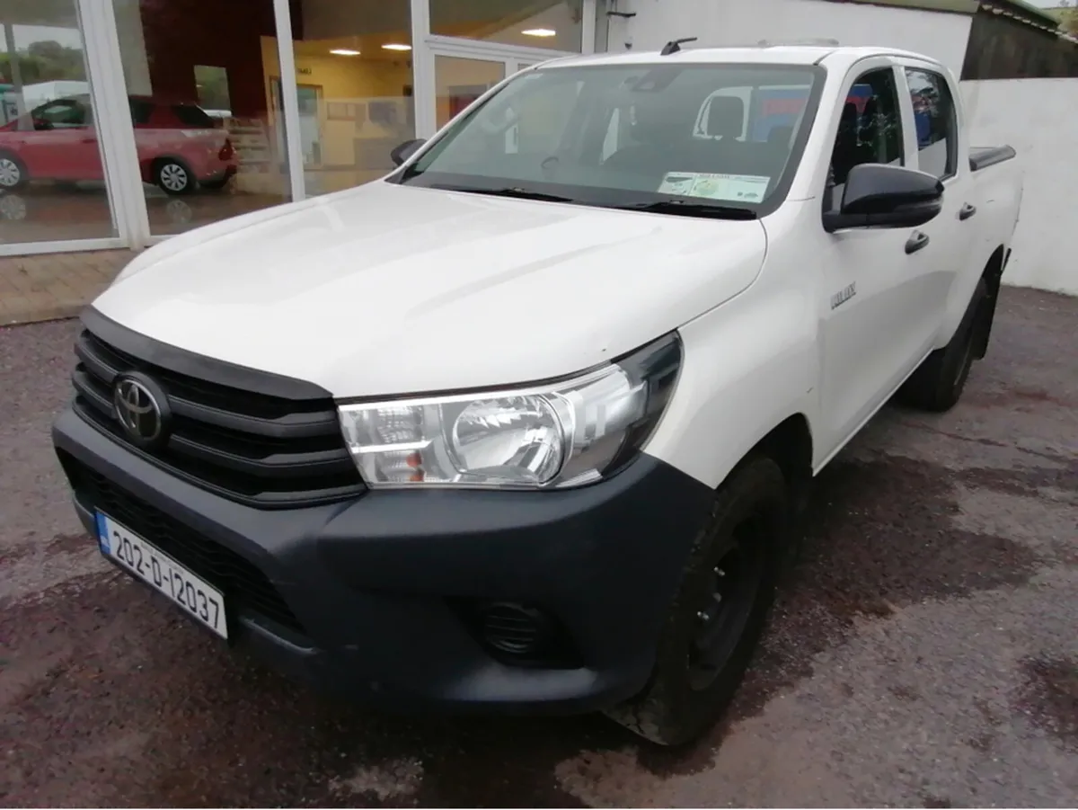 TOYOTA HILUX DOUBLE CAB DLX 4DR - Image 3