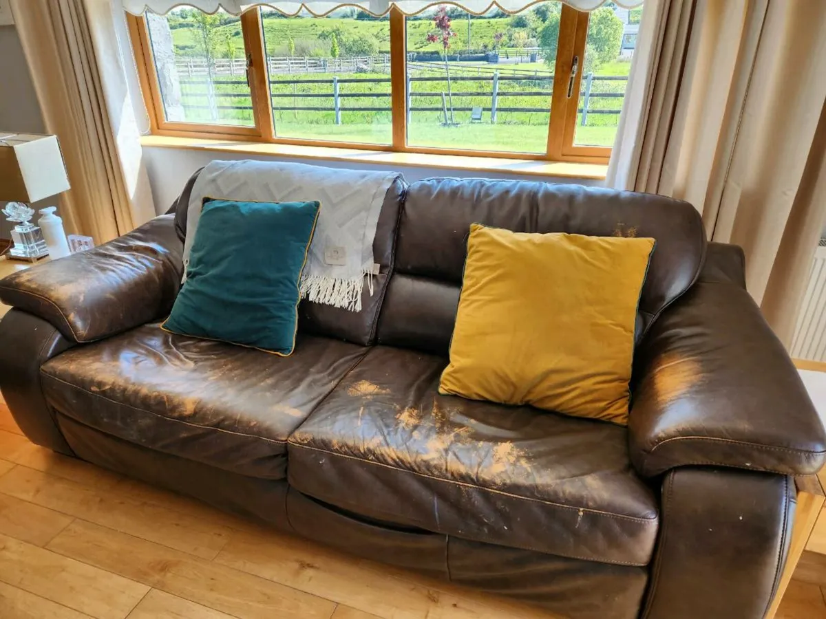 Sofa - Image 3