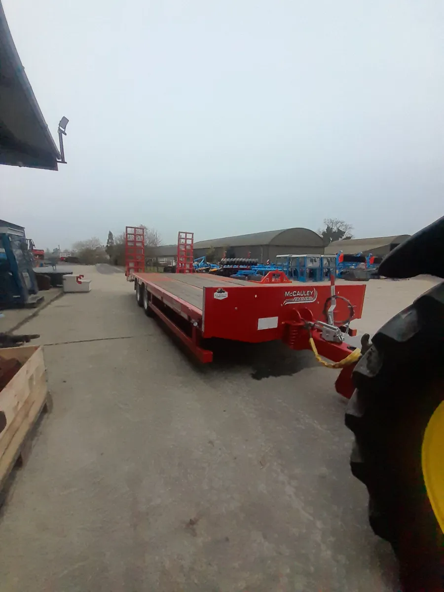 New McCauley 23ft, 19T lowloader - Image 3