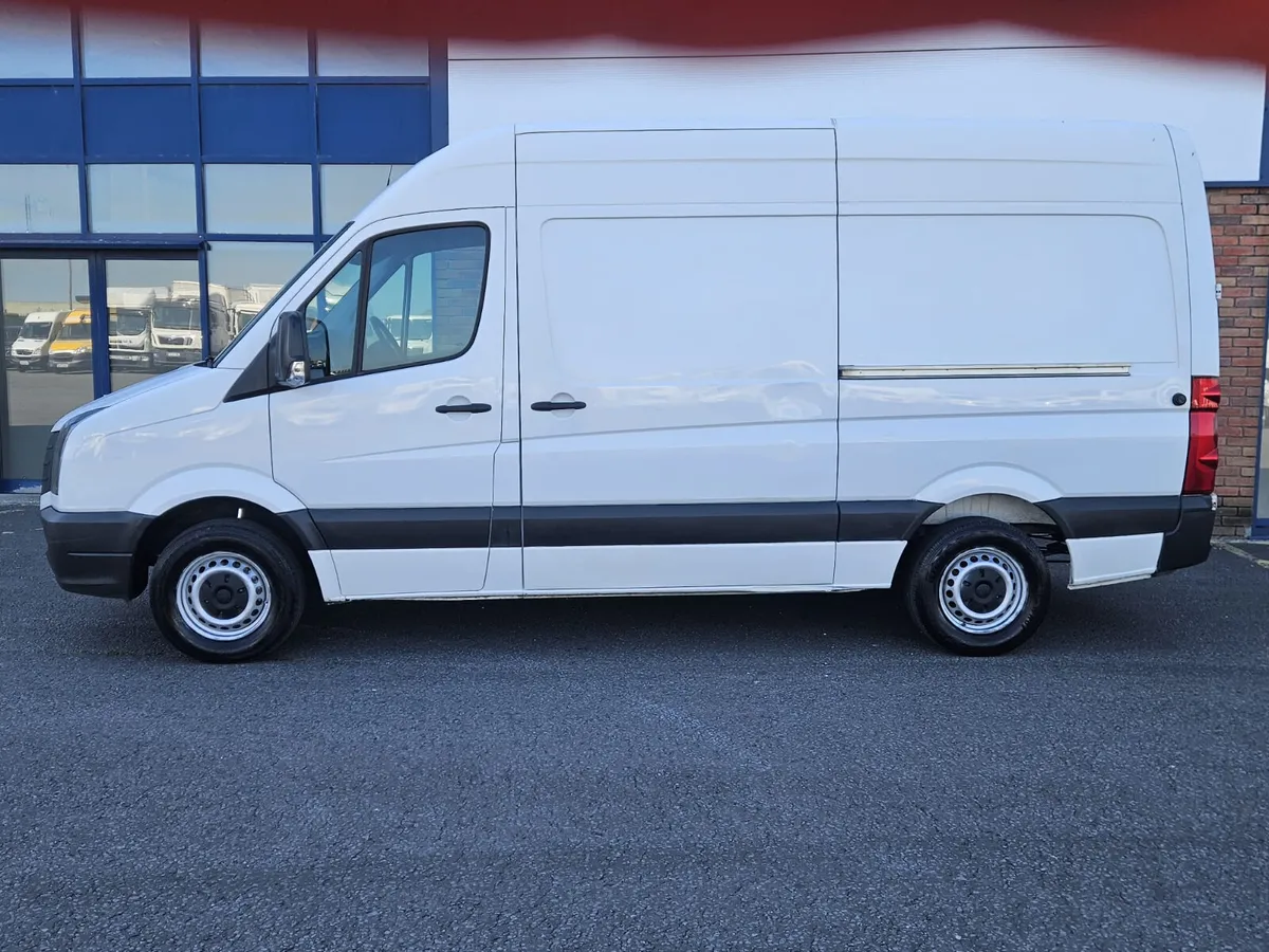15 VOLKSWAGEN CRAFTER CR35 TDI - Image 4