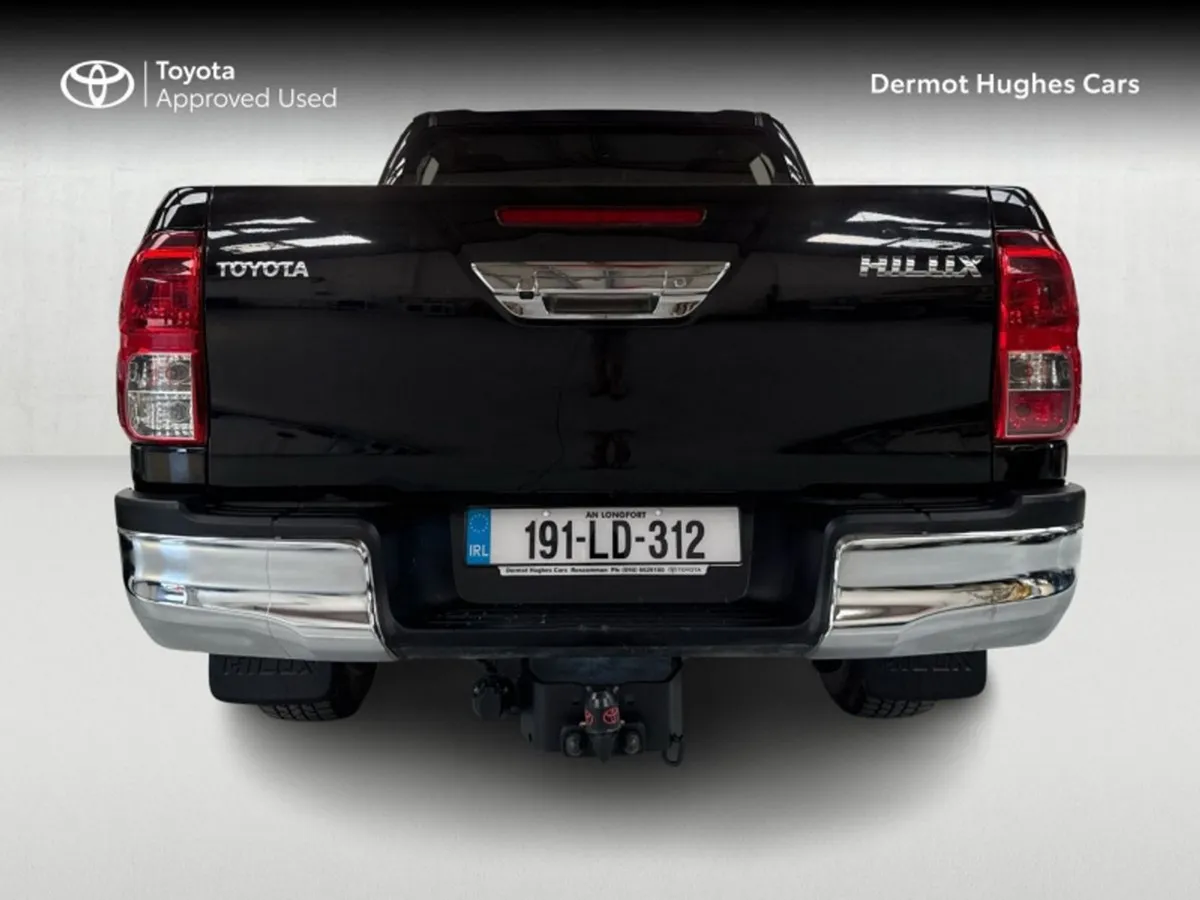 Toyota HiLux Hilux Double CAB SR5 - Image 4