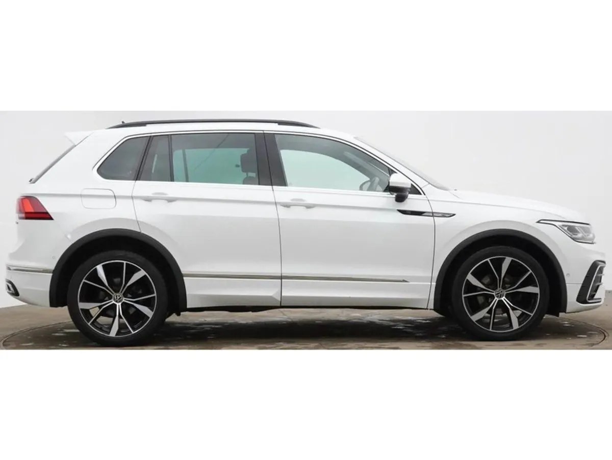 Volkswagen Tiguan R-line TDI 4motion - Image 2