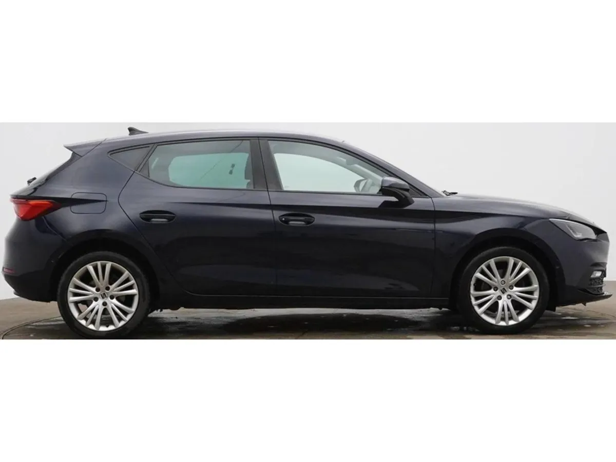 SEAT Leon 2.0 TDI SE Dynamic Hatchback 5dr Diesel - Image 2