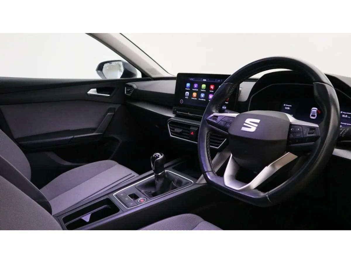 SEAT Leon 2.0 TDI SE Dynamic Hatchback 5dr Diesel - Image 4
