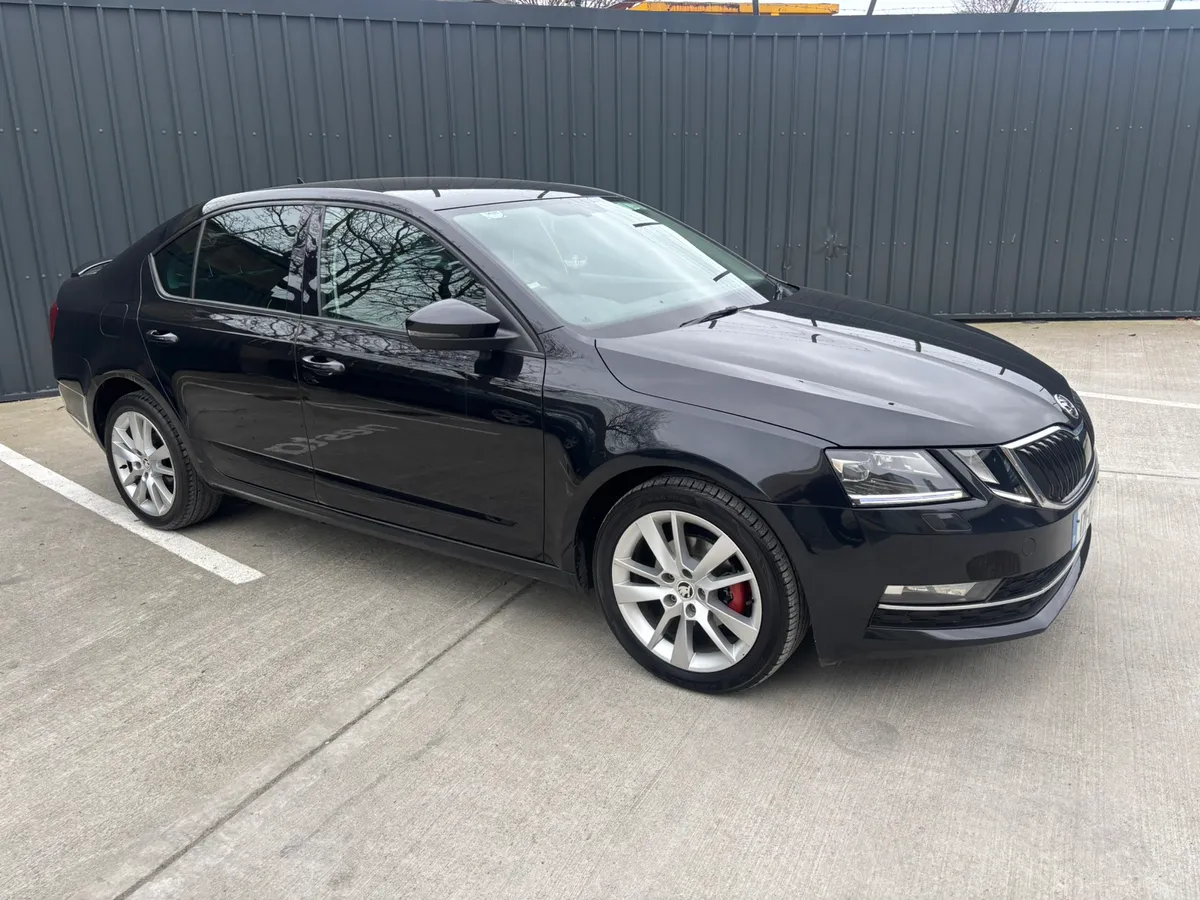 Skoda Octavia automatic - Image 4