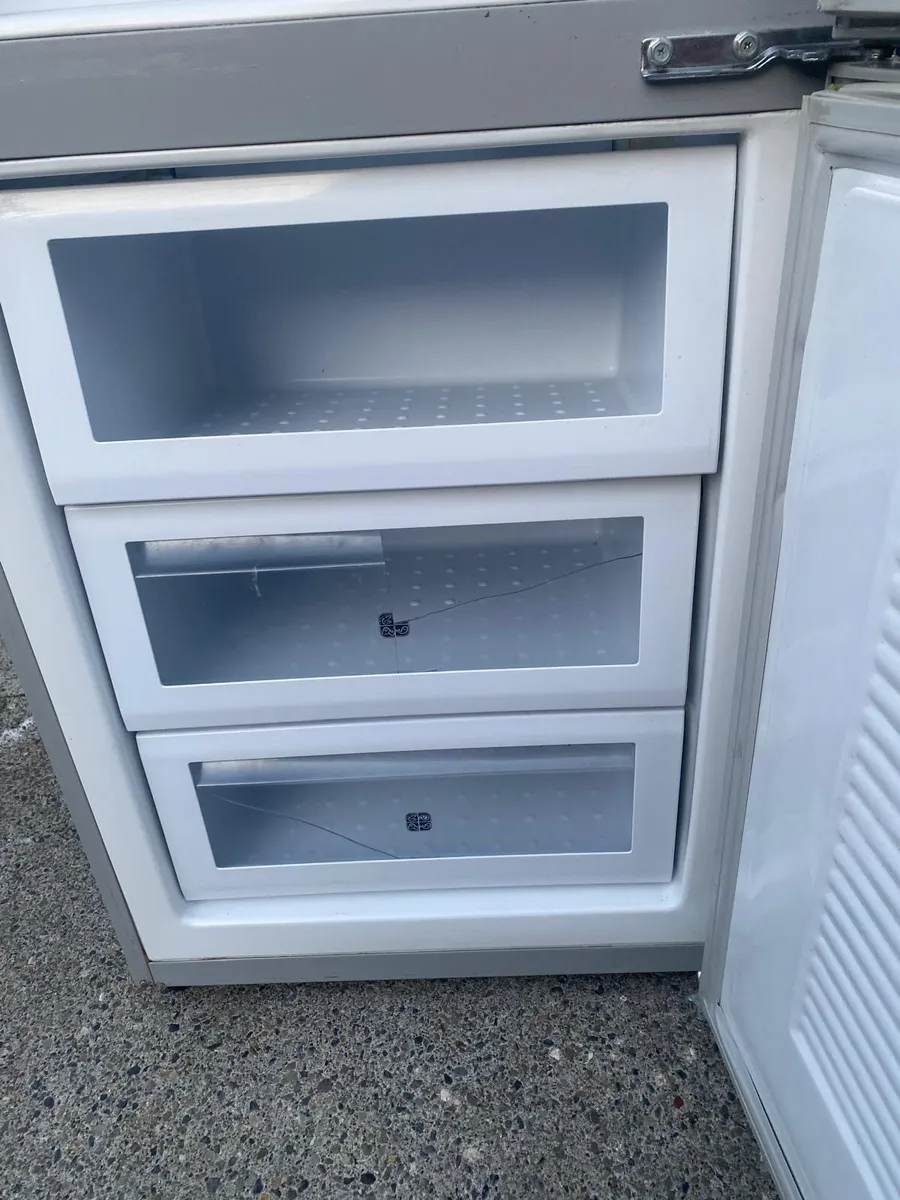 Samsung fridge - Image 3