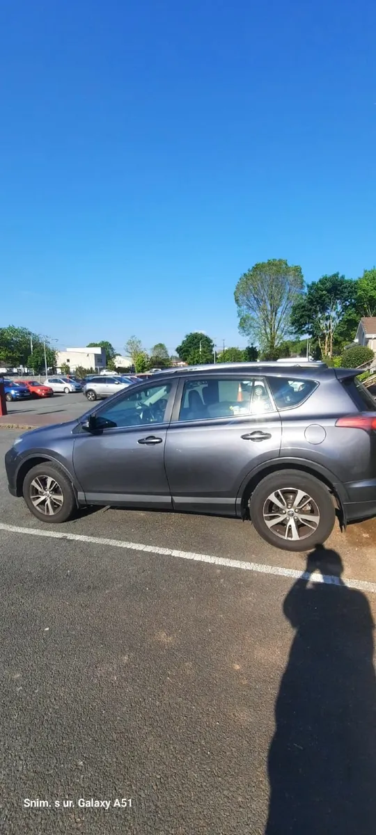Toyota RAV4 2018 - Image 3
