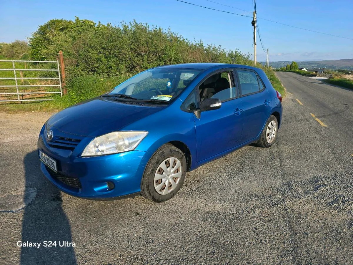 Toyota Auris - Image 2