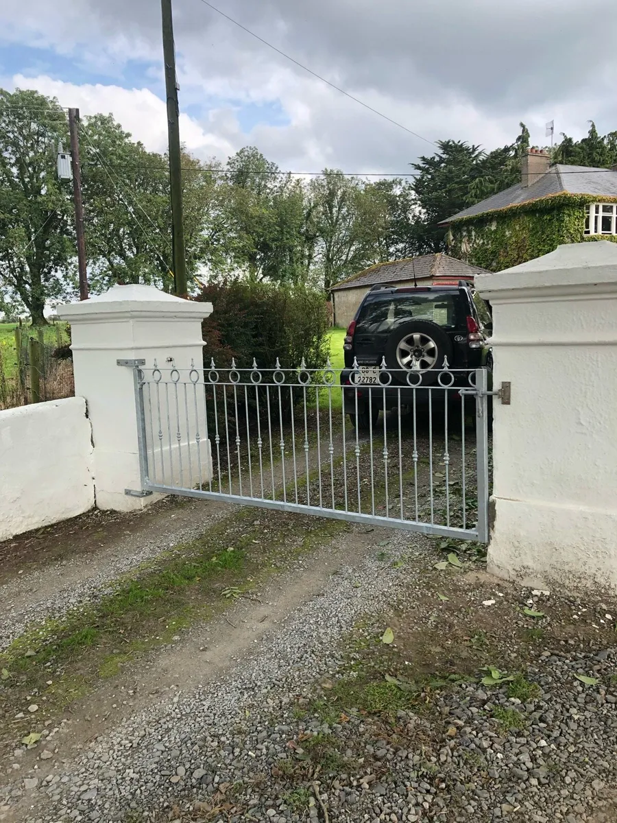 Gates, stairs and railings - Image 2