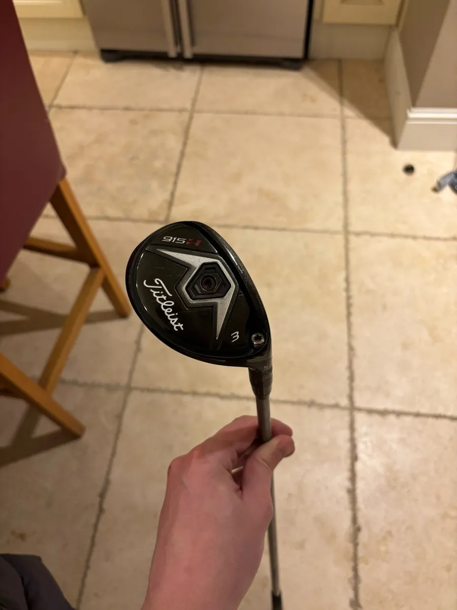Titleist 9:15 H 21 degree hybrid - Image 1