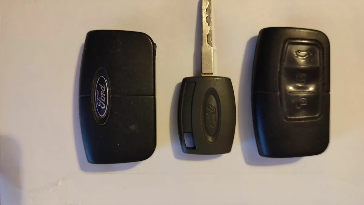 Ford Focus  individual equipment new NCT  03.26 - Image 2