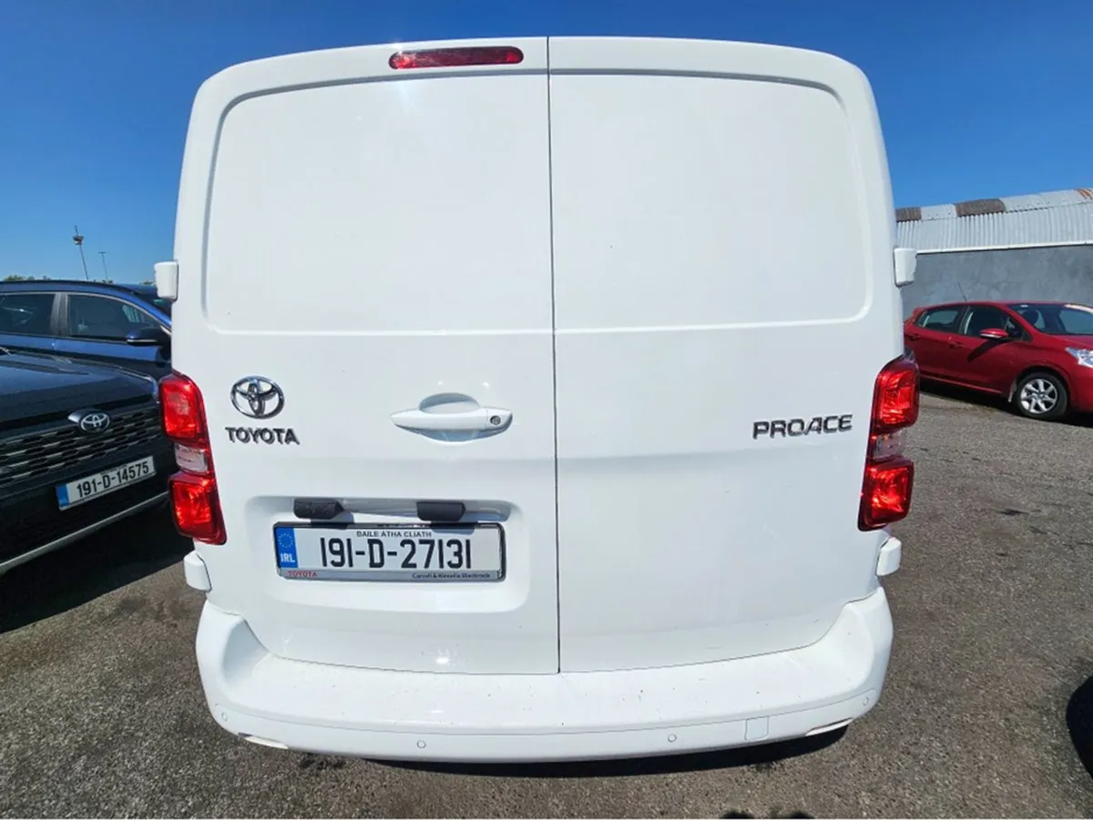 Toyota Proace 2.0 New D.o.e Price Plus V.a.t Full - Image 3