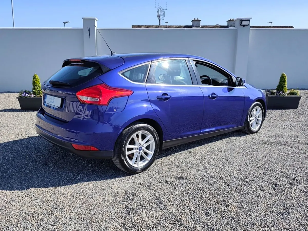 Ford Focus Low Miles Zetec Tdci - Image 2