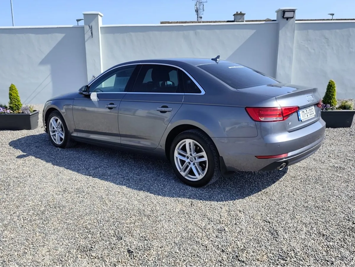 Audi A4 Only  75 Weekly Limousine 2.0 TDI 122 SE - Image 4