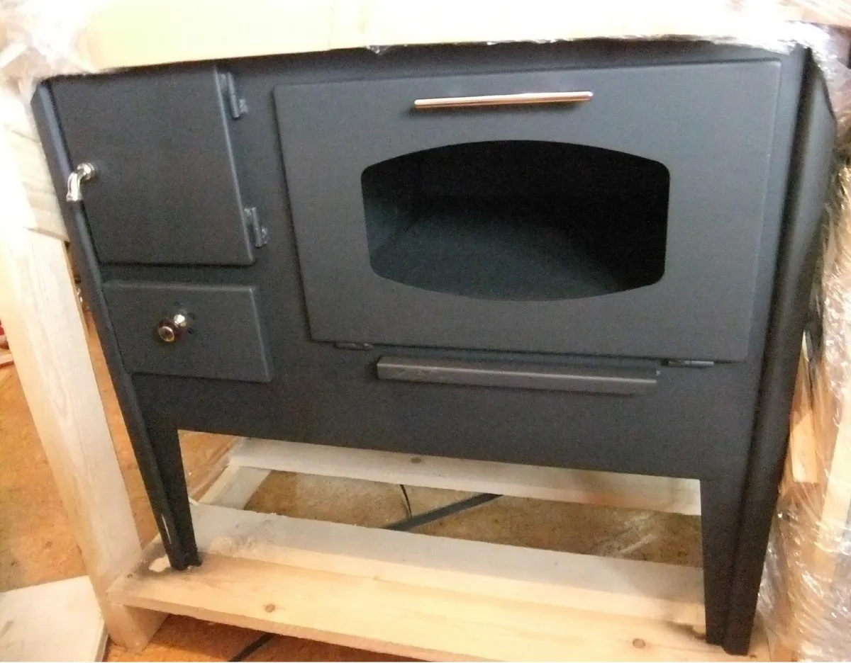 Wood burning cooking stove - Image 3