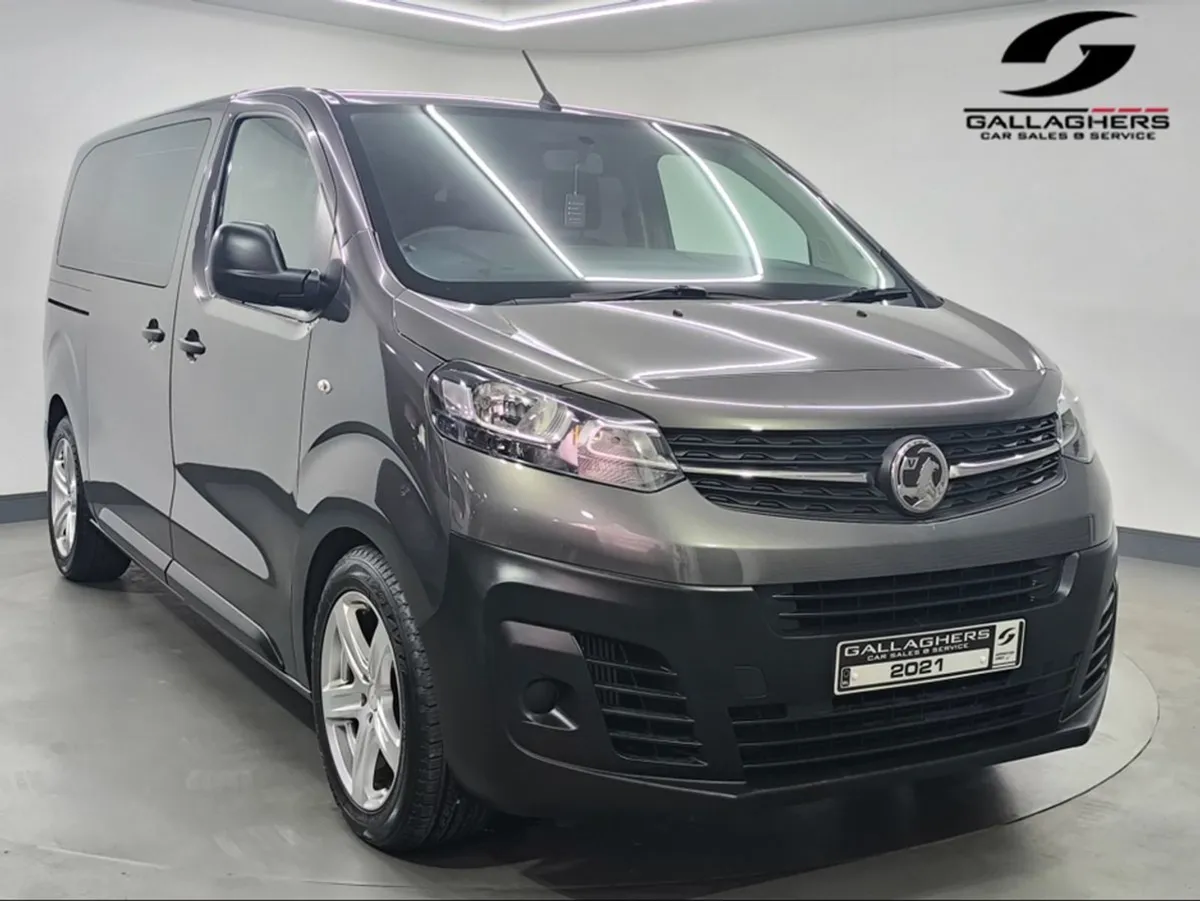 Vauxhall Vivaro (212) Life Edition Diesel 9 Seats - Image 1