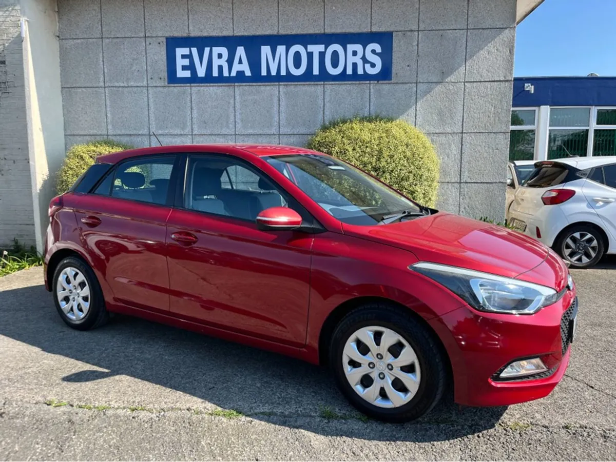 Hyundai i20 Classic 1.2 Petrol //low Miles// - Image 2