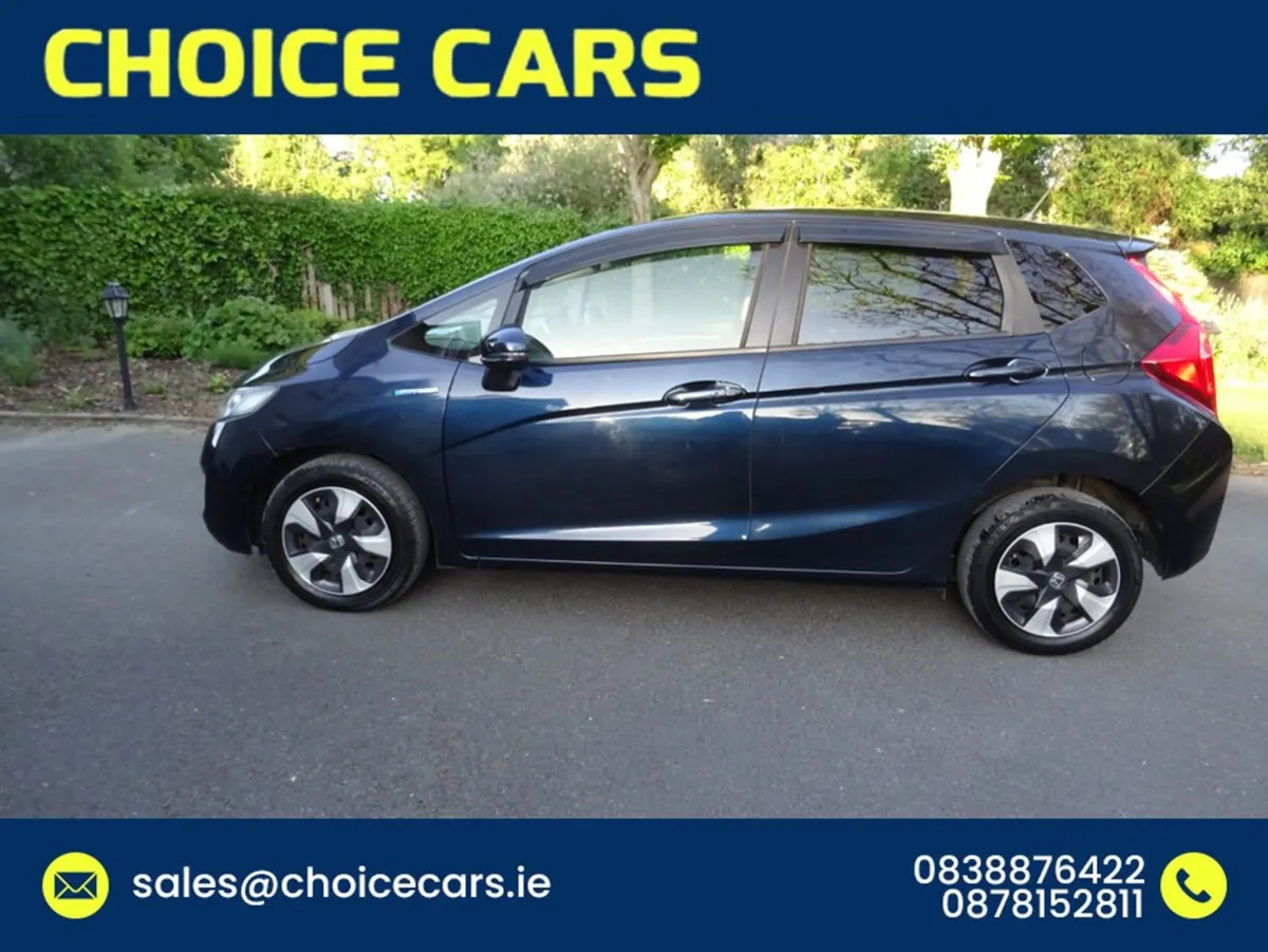 Honda Fit 1.5 Auto Hybrid 162 REG - Image 3