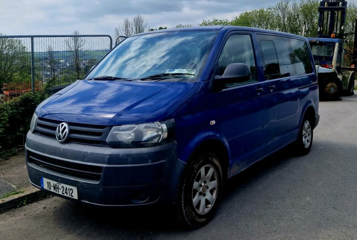 2010 Volkswagen Transporter – 9 Seater – READ -AD! - Image 1