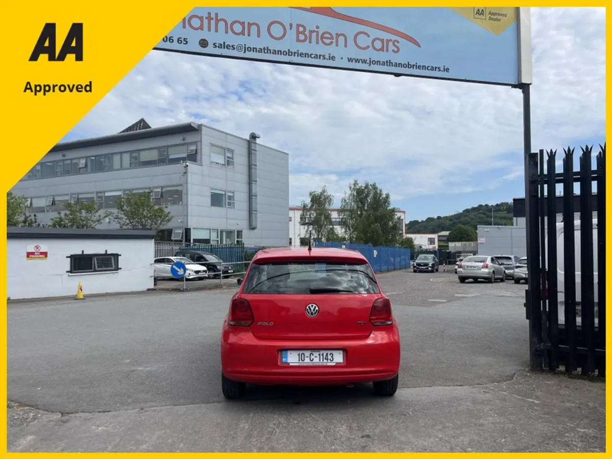 Volkswagen Polo 1.6 TDI 75bhp Trendline 5DR - Image 4